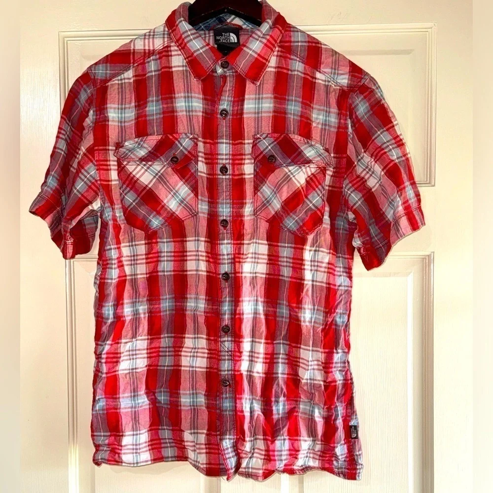 The North Face Mens Short Sleeve Outdoor Travel Button Down Shirt Size Small